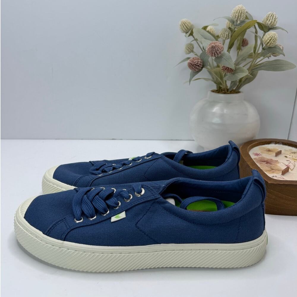 Cariuma OCA Low Casual Canvas Sneaker Blue Women's 10.5/Men's 9 NWOB